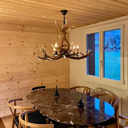 Alpine Haven 3-bedroom Chalet In Apartment *